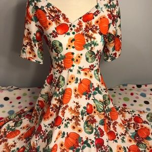 Hell Bunny: Fall festive pumpkin dress, size M